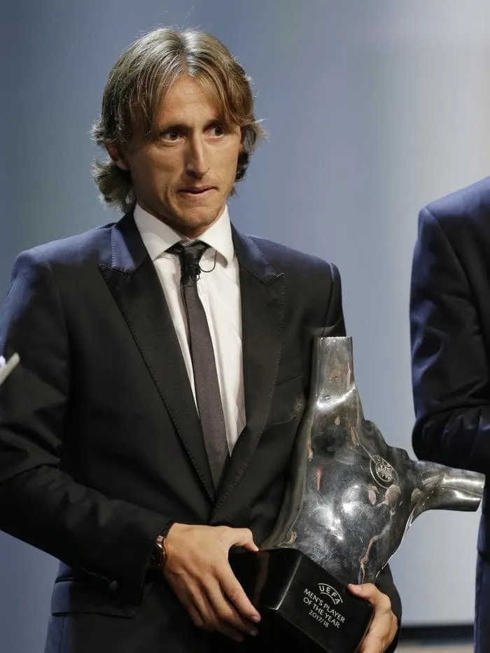Modric xuất sắc nhất châu Âu, chủ tịch Real được dịp mỉa mai Inter - Ảnh 1. Modric xuất sắc nhất châu Âu, chủ tịch Real được dịp mỉa mai Inter - Ảnh 1.