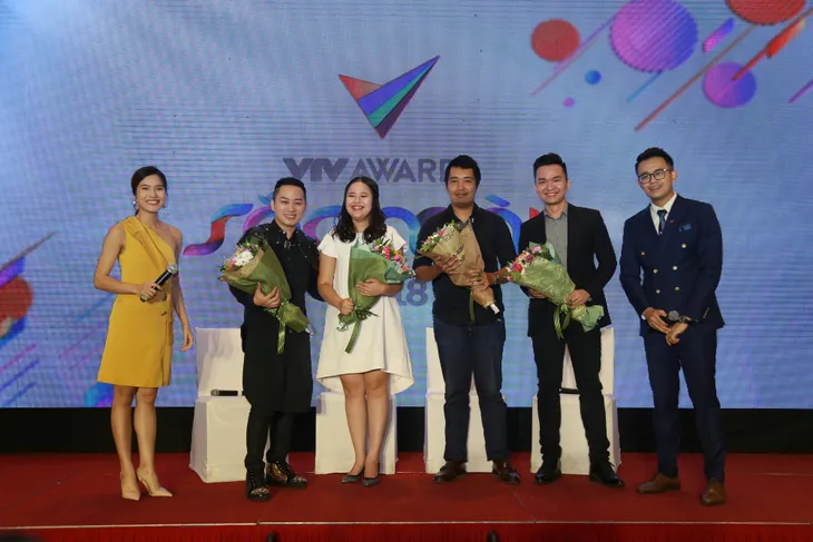 MC Hạnh Phúc: Lọt top 5 VTV Awards chỉ là may mắn hơn đồng nghiệp - Ảnh 1. MC Hạnh Phúc: Lọt top 5 VTV Awards chỉ là may mắn hơn đồng nghiệp - Ảnh 1.