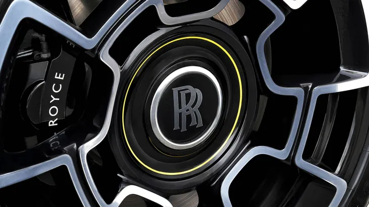 Sếp Google chi hàng triệu USD tậu Rolls-Royce màu cực “chất” - Ảnh 2. Sếp Google chi hàng triệu USD tậu Rolls-Royce màu cực “chất” - Ảnh 2.