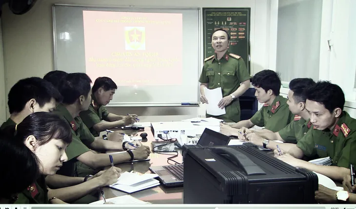 “Lần theo dấu vết” – Bước đột phá của phim tài liệu - Ảnh 2. “Lần theo dấu vết” – Bước đột phá của phim tài liệu - Ảnh 2.