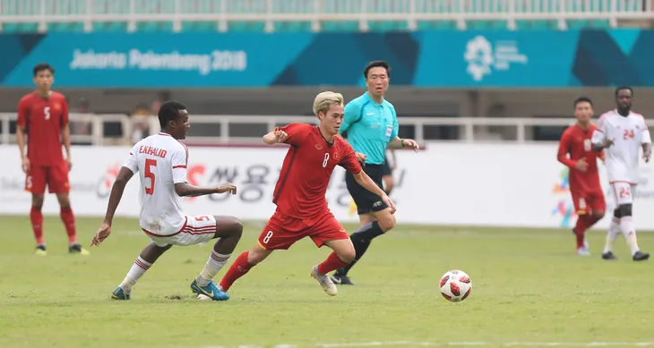 ẢNH: Olympic Việt Nam giành vị trí thứ 4 tại ASIAD khi để thua Olympic UAE trong loạt đá luân lưu - Ảnh 9. ẢNH: Olympic Việt Nam giành vị trí thứ 4 tại ASIAD khi để thua Olympic UAE trong loạt đá luân lưu - Ảnh 9.