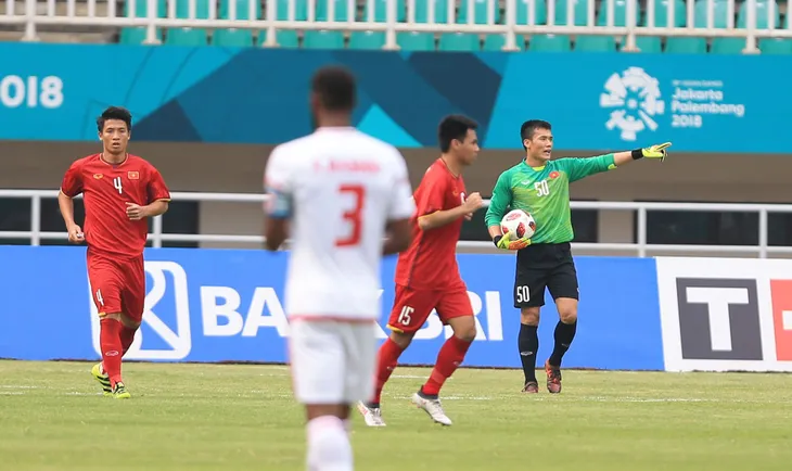 ẢNH: Olympic Việt Nam giành vị trí thứ 4 tại ASIAD khi để thua Olympic UAE trong loạt đá luân lưu - Ảnh 10. ẢNH: Olympic Việt Nam giành vị trí thứ 4 tại ASIAD khi để thua Olympic UAE trong loạt đá luân lưu - Ảnh 10.