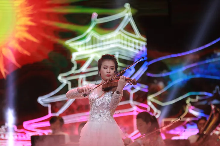 Nhạc hội Việt - Nhật 2018: Rực rỡ sắc màu, thắm tình hữu nghị - Ảnh 5. Nhạc hội Việt - Nhật 2018: Rực rỡ sắc màu, thắm tình hữu nghị - Ảnh 5.