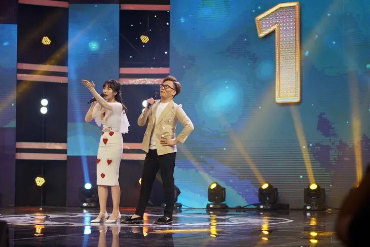 Hari Won gây sốt với hình ảnh mang dép lê tập nhảy hit của T-ara - Ảnh 5. Hari Won gây sốt với hình ảnh mang dép lê tập nhảy hit của T-ara - Ảnh 5.