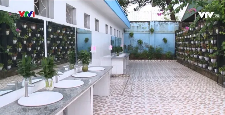 Nhà vệ sinh trường học thân thiện ở Quảng Ninh - Ảnh 1. Nhà vệ sinh trường học thân thiện ở Quảng Ninh - Ảnh 1.