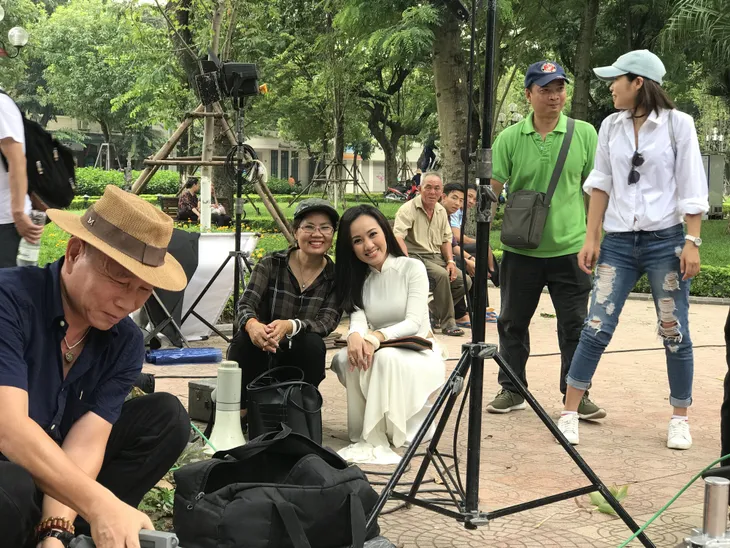 BTV Hoài Anh lần đầu tiết lộ về vai diễn với NSƯT Mạnh Cường - Ảnh 2. BTV Hoài Anh lần đầu tiết lộ về vai diễn với NSƯT Mạnh Cường - Ảnh 2.