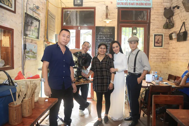 BTV Hoài Anh lần đầu tiết lộ về vai diễn với NSƯT Mạnh Cường - Ảnh 10. BTV Hoài Anh lần đầu tiết lộ về vai diễn với NSƯT Mạnh Cường - Ảnh 10.