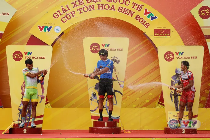 ẢNH: Những khoảnh khắc ấn tượng chặng 13 Giải xe đạp quốc tế VTV Cup Tôn Hoa Sen 2018 - Ảnh 17. ẢNH: Những khoảnh khắc ấn tượng chặng 13 Giải xe đạp quốc tế VTV Cup Tôn Hoa Sen 2018 - Ảnh 17.