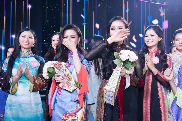 Lộ diện Top 3 Người đẹp truyền thông trước đêm Chung kết HHVN 2018 - Ảnh 3. Lộ diện Top 3 Người đẹp truyền thông trước đêm Chung kết HHVN 2018 - Ảnh 3.