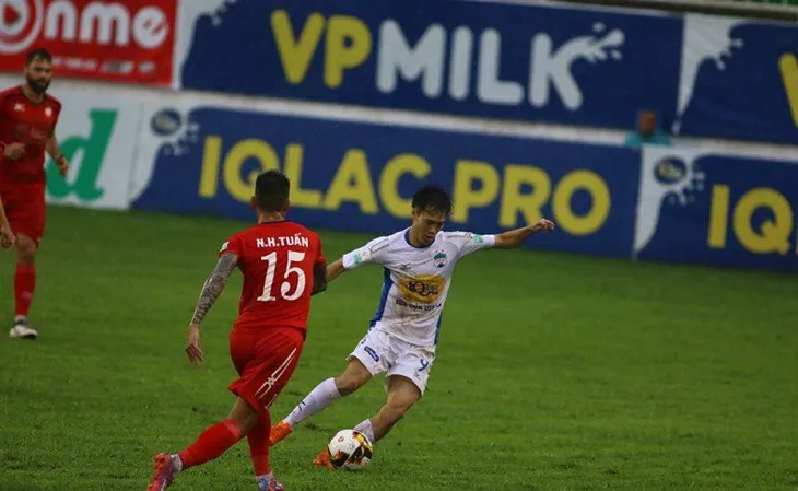 Lịch thi đấu và trực tiếp Vòng 22 Nuti Café V.League 2018 hôm nay: FLC Thanh Hóa - CLB Nam Định, CLB TP Hồ Chí Minh - Hoàng Anh Gia Lai - Ảnh 2.