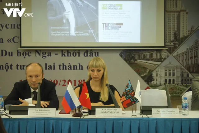Triển lãm các trường đại học hàng đầu của Nga cuốn hút học sinh Việt - Ảnh 3. Triển lãm các trường đại học hàng đầu của Nga cuốn hút học sinh Việt - Ảnh 3.