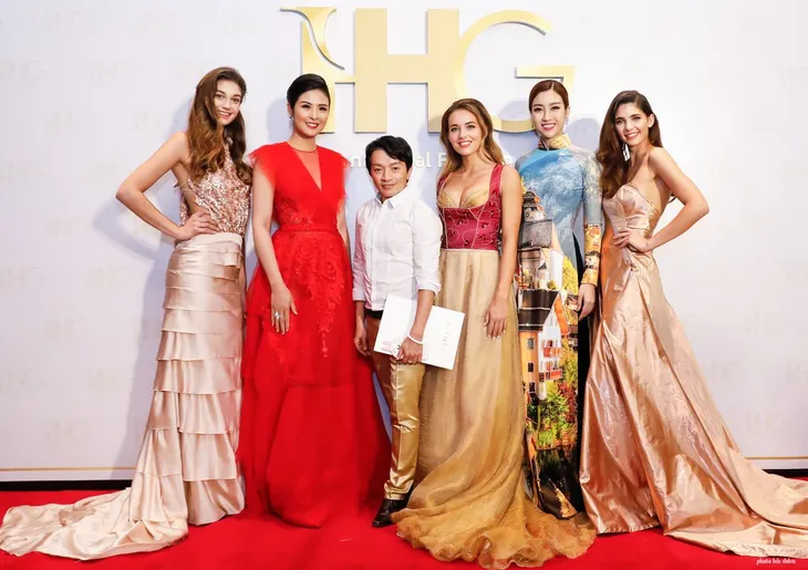 Đỗ Mỹ Linh, Ngọc Hân đọ sắc cùng top 3 Hoa hậu Áo 2018 - Ảnh 5. Đỗ Mỹ Linh, Ngọc Hân đọ sắc cùng top 3 Hoa hậu Áo 2018 - Ảnh 5.