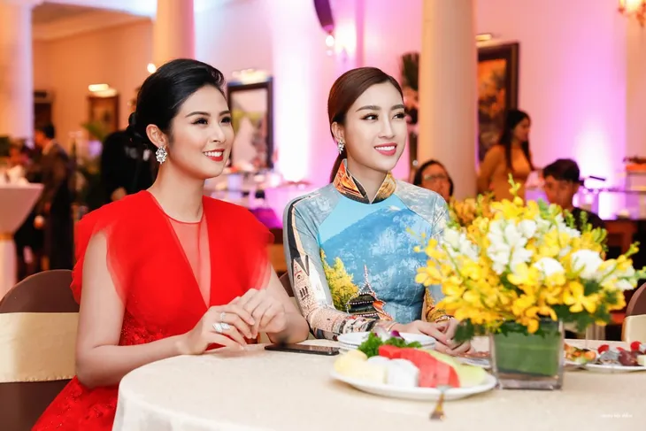 Đỗ Mỹ Linh, Ngọc Hân đọ sắc cùng top 3 Hoa hậu Áo 2018 - Ảnh 7. Đỗ Mỹ Linh, Ngọc Hân đọ sắc cùng top 3 Hoa hậu Áo 2018 - Ảnh 7.