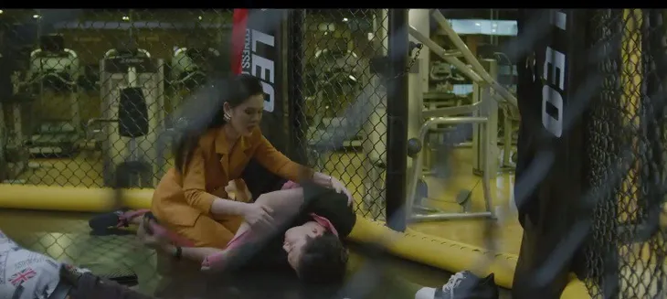 Yêu thì ghét thôi - Tập 7: Kim bắt tại trận Du say bí tỉ suýt bị Trang đưa về phòng - Ảnh 2. Yêu thì ghét thôi - Tập 7: Kim bắt tại trận Du say bí tỉ suýt bị Trang đưa về phòng - Ảnh 2.