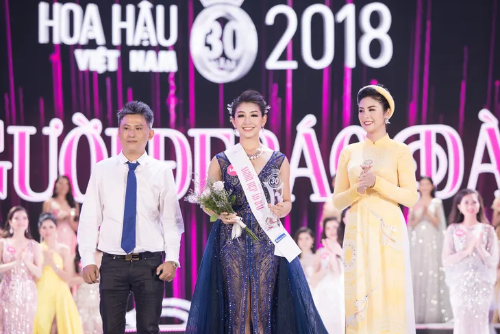Ảnh: 10 người đẹp giành giải thưởng phụ tại Hoa hậu Việt Nam 2018 - Ảnh 4. Ảnh: 10 người đẹp giành giải thưởng phụ tại Hoa hậu Việt Nam 2018 - Ảnh 4.