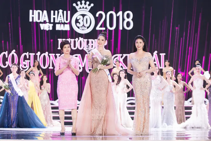 Ảnh: 10 người đẹp giành giải thưởng phụ tại Hoa hậu Việt Nam 2018 - Ảnh 7. Ảnh: 10 người đẹp giành giải thưởng phụ tại Hoa hậu Việt Nam 2018 - Ảnh 7.