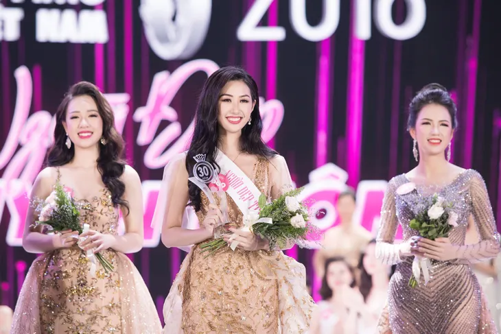 Ảnh: 10 người đẹp giành giải thưởng phụ tại Hoa hậu Việt Nam 2018 - Ảnh 11. Ảnh: 10 người đẹp giành giải thưởng phụ tại Hoa hậu Việt Nam 2018 - Ảnh 11.