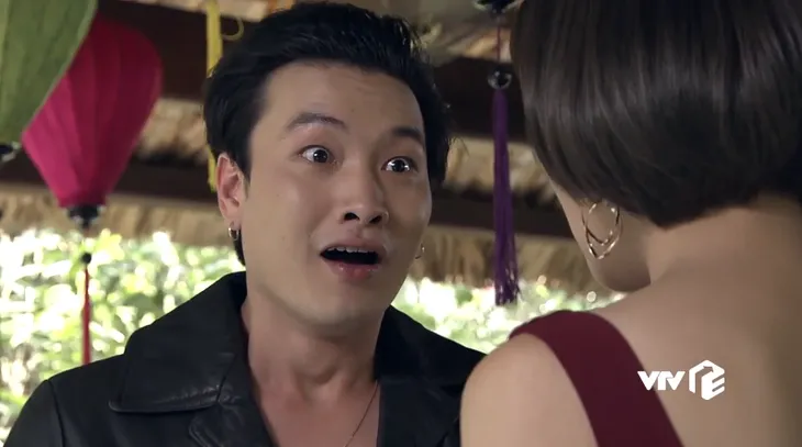 Quỳnh búp bê - Tập 12: Khiêu khích Phong “xử lý” Quỳnh, My sói tự lấy đá đập chân mình - Ảnh 2. Quỳnh búp bê - Tập 12: Khiêu khích Phong “xử lý” Quỳnh, My sói tự lấy đá đập chân mình - Ảnh 2.