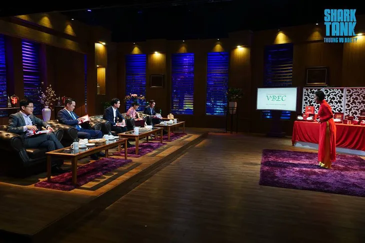 Startup có tới... 34 cổ đông bị dàn cá mập khước từ, bất ngờ được Shark Phú đầu tư 10 tỷ đồng - Ảnh 1. Startup có tới... 34 cổ đông bị dàn cá mập khước từ, bất ngờ được Shark Phú đầu tư 10 tỷ đồng - Ảnh 1.