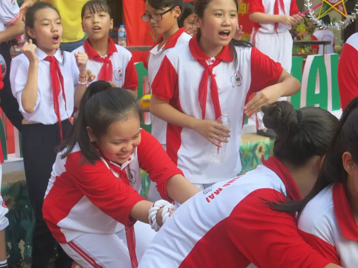 Thầy trò trường THCS Khương Mai gắn kết trong Ngày hội Trung thu 2018 - Ảnh 8. Thầy trò trường THCS Khương Mai gắn kết trong Ngày hội Trung thu 2018 - Ảnh 8.