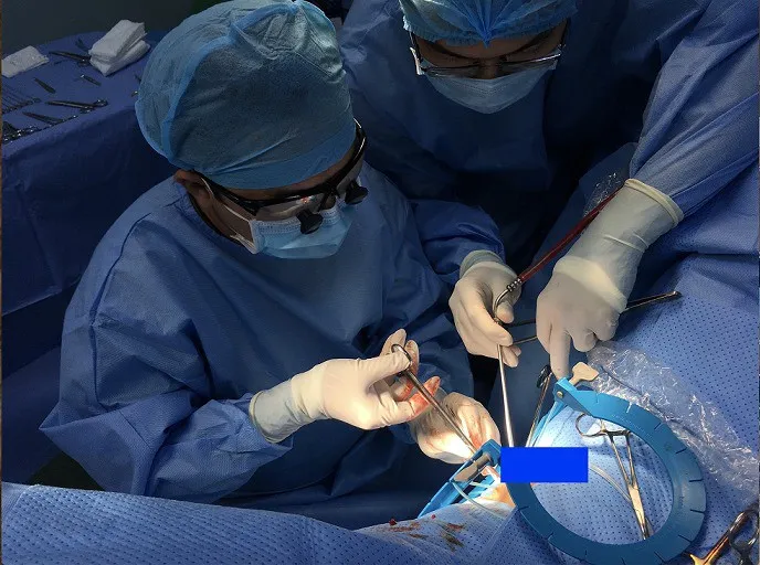 “Bỏ quên” cuộn dây cước câu cá 11 năm trong niệu đạo - Ảnh 2. “Bỏ quên” cuộn dây cước câu cá 11 năm trong niệu đạo - Ảnh 2.