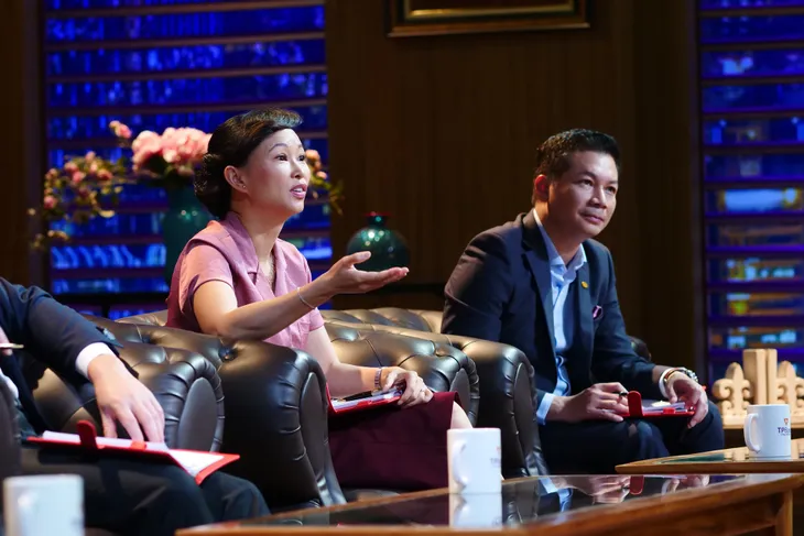 Startup có tới... 34 cổ đông bị dàn cá mập khước từ, bất ngờ được Shark Phú đầu tư 10 tỷ đồng - Ảnh 3. Startup có tới... 34 cổ đông bị dàn cá mập khước từ, bất ngờ được Shark Phú đầu tư 10 tỷ đồng - Ảnh 3.