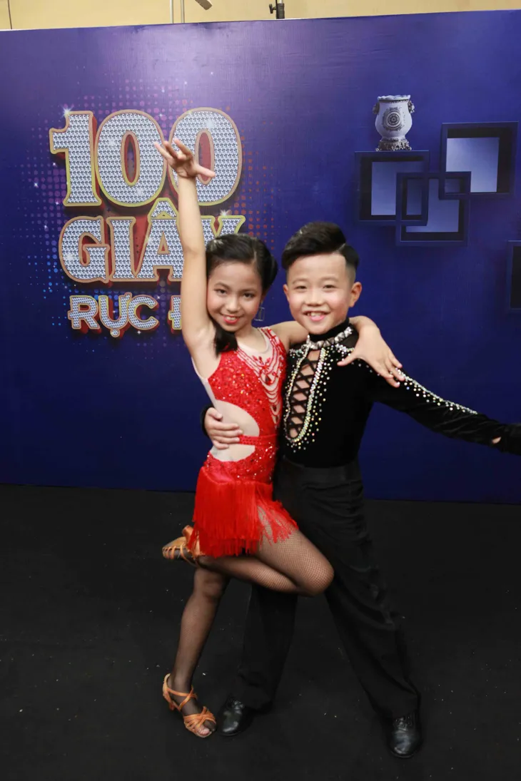 Học trò diva Hồng Nhung tham vọng giành quán quân 100 giây rực rỡ - Ảnh 3. Học trò diva Hồng Nhung tham vọng giành quán quân 100 giây rực rỡ - Ảnh 3.