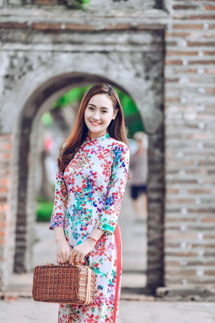 Hotgirl 9X thu nhập khủng từ sản phẩm tinh dầu bưởi - Ảnh 1. Hotgirl 9X thu nhập khủng từ sản phẩm tinh dầu bưởi - Ảnh 1.