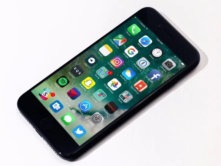 Sau iPhone Xs, Xs Max và Xr, cuối cùng iPhone 7 mới là thiết bị đáng mua nhất - Ảnh 5. Sau iPhone Xs, Xs Max và Xr, cuối cùng iPhone 7 mới là thiết bị đáng mua nhất - Ảnh 5.