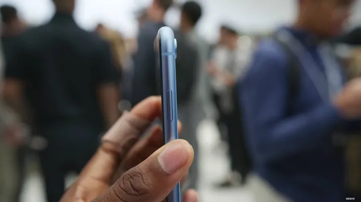 Cùng ngắm iPhone Xr để lựa chọn cho mình phương án tối ưu nhất - Ảnh 9. Cùng ngắm iPhone Xr để lựa chọn cho mình phương án tối ưu nhất - Ảnh 9.