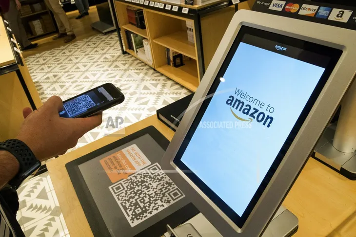 Amazon khai trương cửa hàng bán lẻ 4 sao đầu tiên tại Mỹ - Ảnh 5. Amazon khai trương cửa hàng bán lẻ 4 sao đầu tiên tại Mỹ - Ảnh 5.