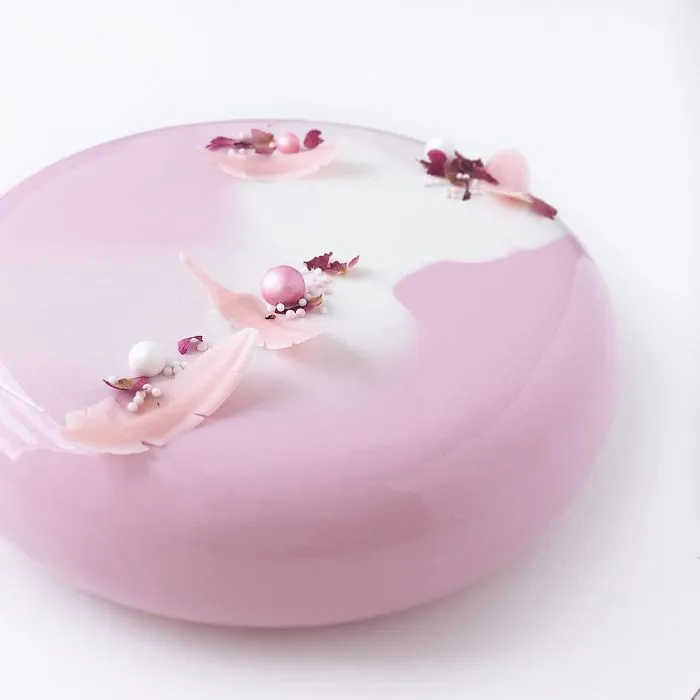 Những chiếc bánh kem tráng gương đẹp mê mẩn - Ảnh 4. Những chiếc bánh kem tráng gương đẹp mê mẩn - Ảnh 4.