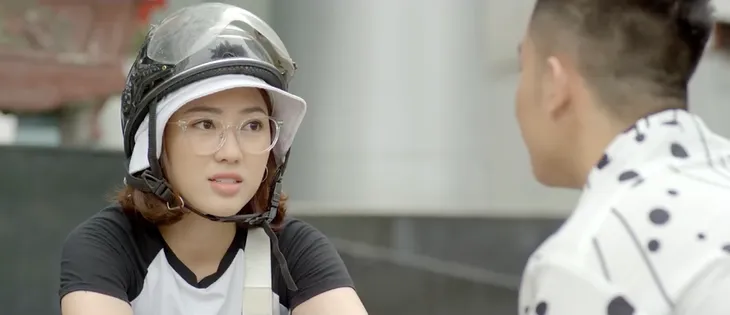 Yêu thì ghét thôi - Tập 9: Dũng (Duy Nam) bị hớp hồn ngay giây phút gặp Phương Anh (Trang Cherry) - Ảnh 1. Yêu thì ghét thôi - Tập 9: Dũng (Duy Nam) bị hớp hồn ngay giây phút gặp Phương Anh (Trang Cherry) - Ảnh 1.