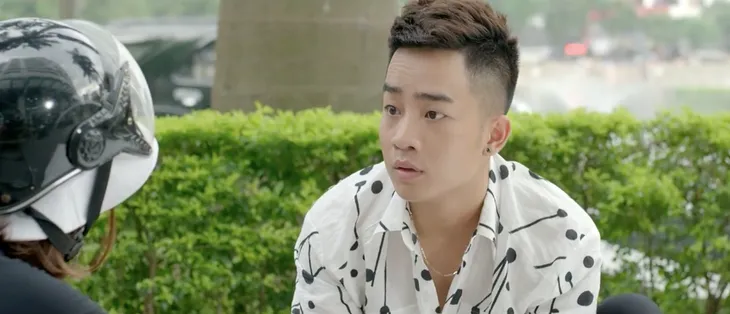 Yêu thì ghét thôi - Tập 9: Dũng (Duy Nam) bị hớp hồn ngay giây phút gặp Phương Anh (Trang Cherry) - Ảnh 2. Yêu thì ghét thôi - Tập 9: Dũng (Duy Nam) bị hớp hồn ngay giây phút gặp Phương Anh (Trang Cherry) - Ảnh 2.