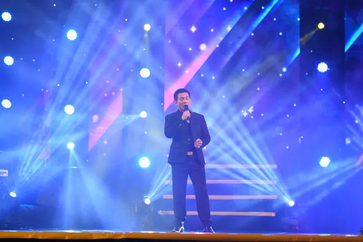 Dàn sao trẻ gây “sốt” trong liveshow Quang Lê - Ảnh 10. Dàn sao trẻ gây “sốt” trong liveshow Quang Lê - Ảnh 10.