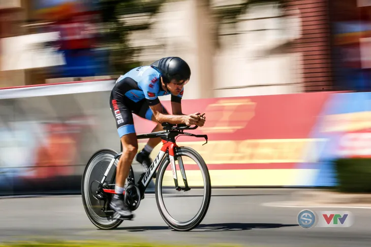 ẢNH: Những khoảnh khắc ấn tượng chặng 5 Giải xe đạp quốc tế VTV Cup Tôn Hoa Sen 2018 - Ảnh 7. ẢNH: Những khoảnh khắc ấn tượng chặng 5 Giải xe đạp quốc tế VTV Cup Tôn Hoa Sen 2018 - Ảnh 7.
