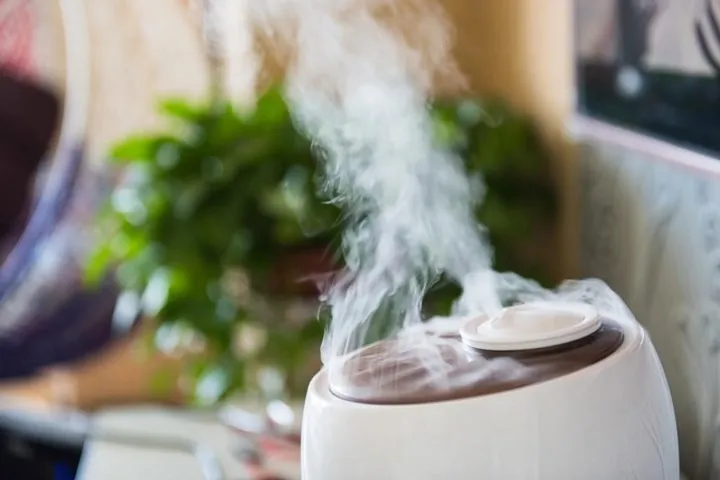 Cách phòng ngừa cảm lạnh khi giao mùa - Ảnh 1. Cách phòng ngừa cảm lạnh khi giao mùa - Ảnh 1.