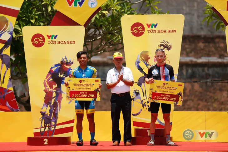ẢNH: Những khoảnh khắc ấn tượng chặng 6 Giải xe đạp quốc tế VTV Cup Tôn Hoa Sen 2018 - Ảnh 16. ẢNH: Những khoảnh khắc ấn tượng chặng 6 Giải xe đạp quốc tế VTV Cup Tôn Hoa Sen 2018 - Ảnh 16.