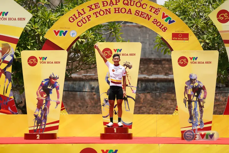 ẢNH: Những khoảnh khắc ấn tượng chặng 6 Giải xe đạp quốc tế VTV Cup Tôn Hoa Sen 2018 - Ảnh 18. ẢNH: Những khoảnh khắc ấn tượng chặng 6 Giải xe đạp quốc tế VTV Cup Tôn Hoa Sen 2018 - Ảnh 18.