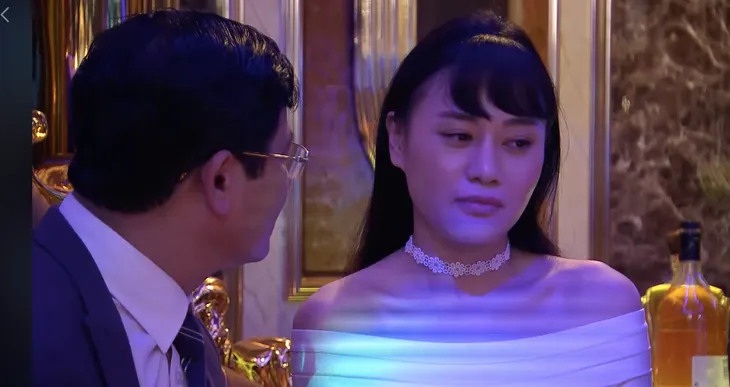 Quỳnh búp bê - Tập 9: Quỳnh đã khác xưa rồi, hết cướp khách rồi đánh My sói tơi bời - Ảnh 2. Quỳnh búp bê - Tập 9: Quỳnh đã khác xưa rồi, hết cướp khách rồi đánh My sói tơi bời - Ảnh 2.
