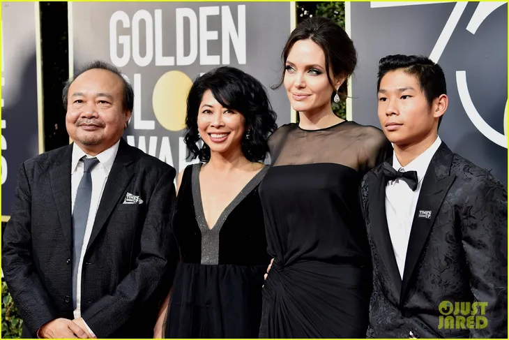 Quả cầu vàng 2018: Angelina Jolie rạng ngời bên con trai nuôi người Việt - Ảnh 9. Quả cầu vàng 2018: Angelina Jolie rạng ngời bên con trai nuôi người Việt - Ảnh 9.