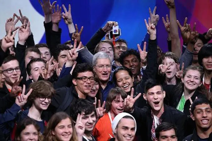 CEO Apple: Nếu chỉ làm việc vì tiền, bạn sẽ không bao giờ cảm thấy hạnh phúc - Ảnh 1. CEO Apple: Nếu chỉ làm việc vì tiền, bạn sẽ không bao giờ cảm thấy hạnh phúc - Ảnh 1.