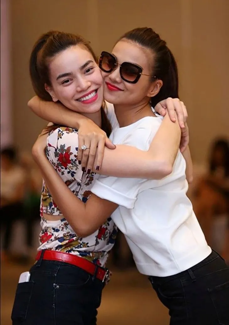 Hà Hồ - Thanh Hằng: Sự nghiệp tương đồng, tình duyên trái ngược - Ảnh 7. Hà Hồ - Thanh Hằng: Sự nghiệp tương đồng, tình duyên trái ngược - Ảnh 7.