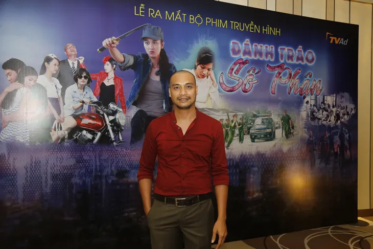 Sau Cả một đời ân oán, Lan Phương tiếp tục lụy tình trong Đánh tráo số phận - Ảnh 8. Sau Cả một đời ân oán, Lan Phương tiếp tục lụy tình trong Đánh tráo số phận - Ảnh 8.
