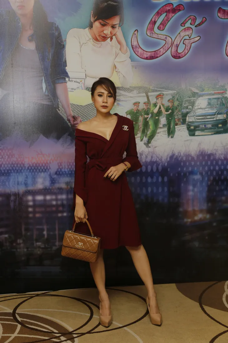 Sau Cả một đời ân oán, Lan Phương tiếp tục lụy tình trong Đánh tráo số phận - Ảnh 7. Sau Cả một đời ân oán, Lan Phương tiếp tục lụy tình trong Đánh tráo số phận - Ảnh 7.
