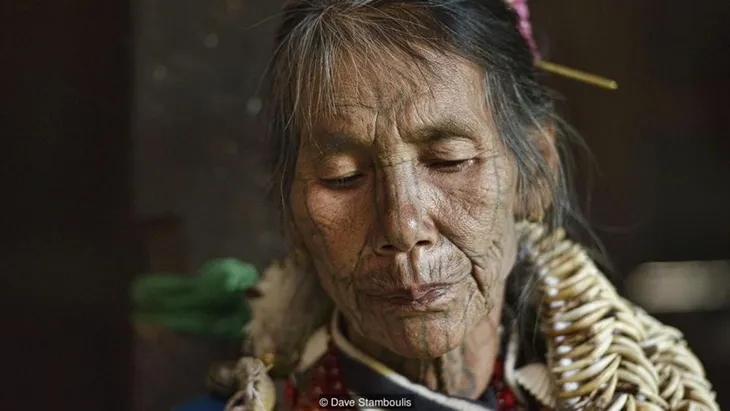 Những phụ nữ “mặt hổ” cuối cùng ở Myanmar - Ảnh 5. Những phụ nữ “mặt hổ” cuối cùng ở Myanmar - Ảnh 5.