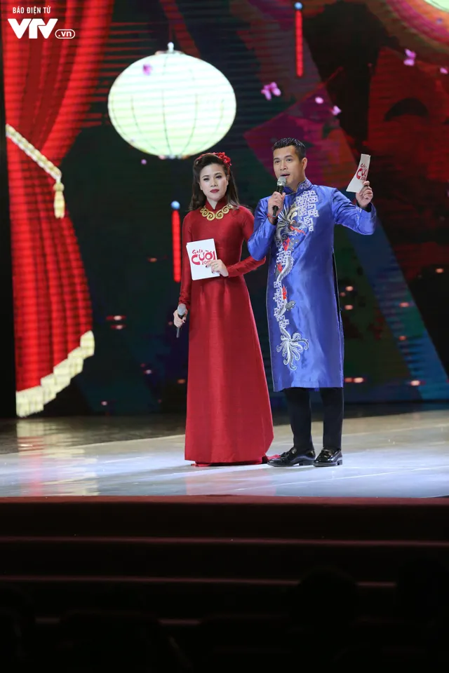 Mỹ Dung - Trương Thế Vinh hóa cặp đôi MC ăn ý trong Gala Cười 2018 - Ảnh 4. Mỹ Dung - Trương Thế Vinh hóa cặp đôi MC ăn ý trong Gala Cười 2018 - Ảnh 4.