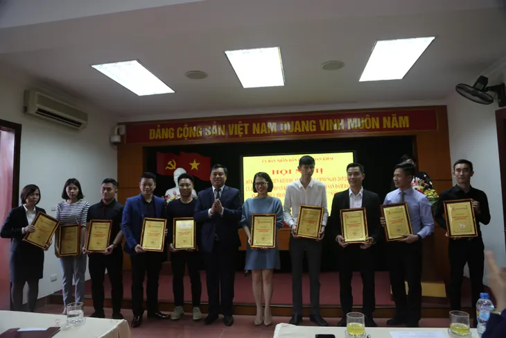 Hơn 50% nhà hàng, khách sạn tại Quận Hoàn Kiếm, Hà Nội đạt tiêu chí không khói thuốc - Ảnh 2. Hơn 50% nhà hàng, khách sạn tại Quận Hoàn Kiếm, Hà Nội đạt tiêu chí không khói thuốc - Ảnh 2.