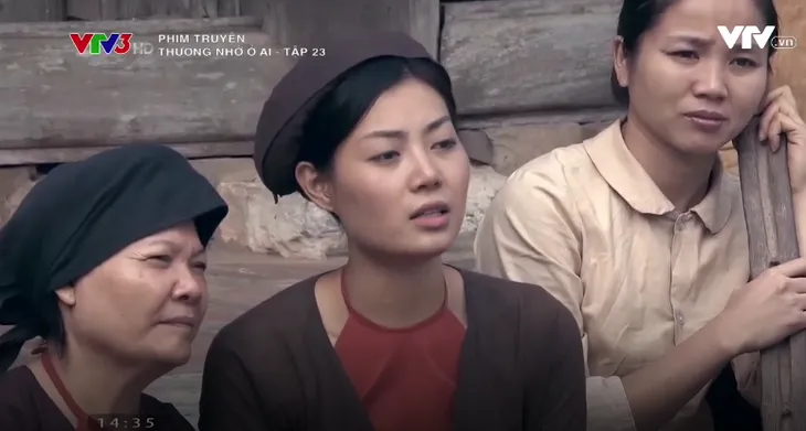 Thương nhớ ở ai – Tập 23: Chấp nhận cho con gái từ họ, Nhân khiến các bô lão nổi giận, đòi đốt nhà - Ảnh 4. Thương nhớ ở ai – Tập 23: Chấp nhận cho con gái từ họ, Nhân khiến các bô lão nổi giận, đòi đốt nhà - Ảnh 4.
