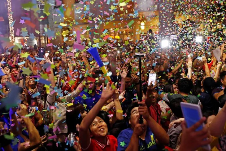 Những hình ảnh tuyệt đẹp tại các quốc gia chào đón năm mới 2018 - Ảnh 17. Những hình ảnh tuyệt đẹp tại các quốc gia chào đón năm mới 2018 - Ảnh 17.